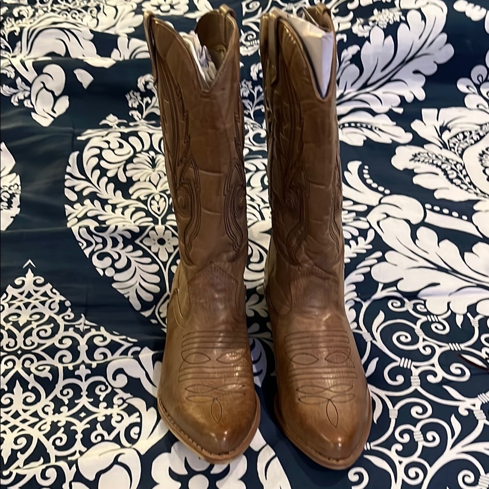 Brown Heeled Boots
